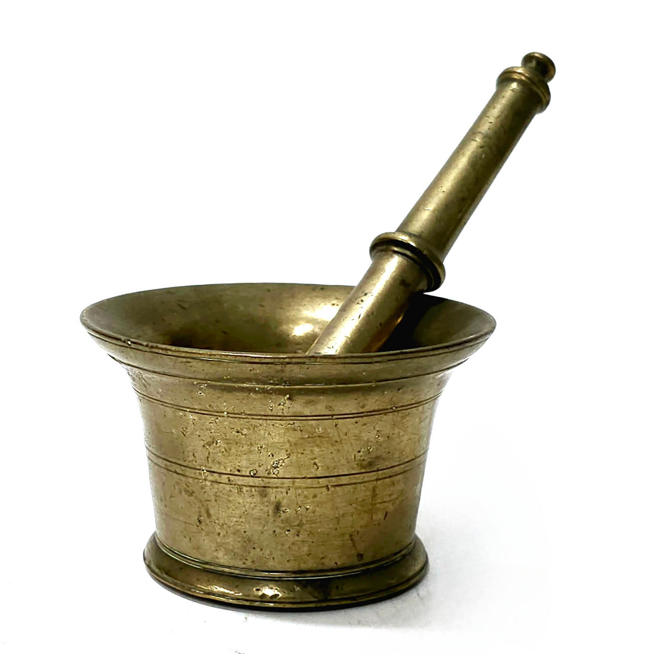 ANTIGUO MORTERO EN BRONCE.