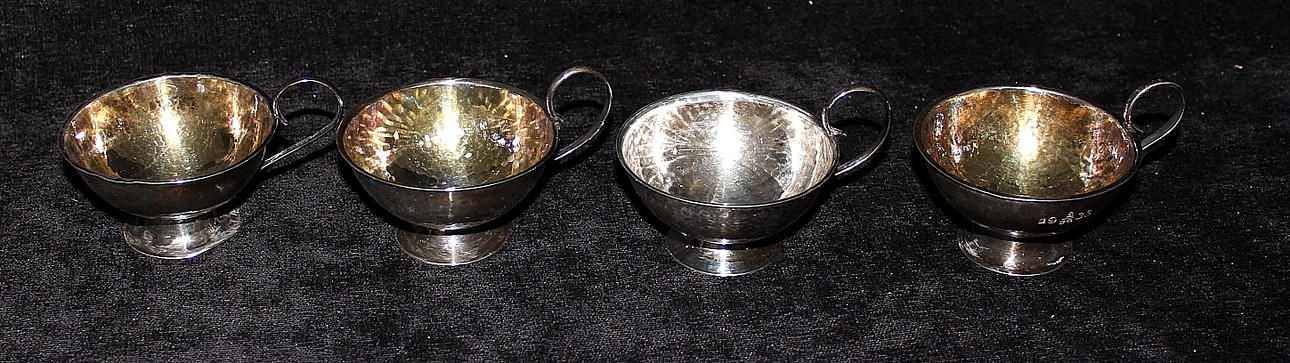 PUNSCHKOPPAR, 4 st, silver 133 gr stämplade F Olsson, Solidensilver.