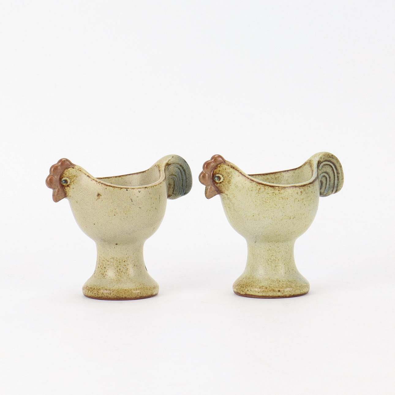 LISA LARSON. 2 äggkoppar.