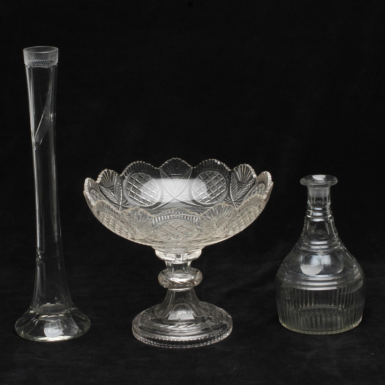 GLASFÖREMÅL, 3 delar, 1800-1900-tal.