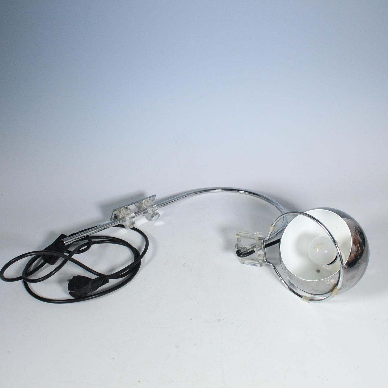 GEPO. Space Age wall lamp, model 'Eyeball'.