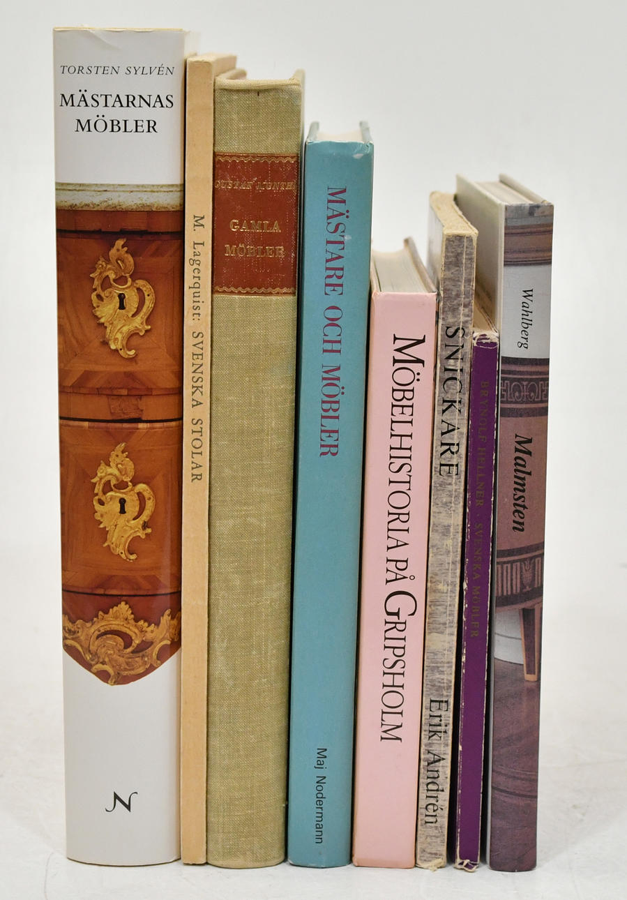 Svenska möbler och snickare. 8 Volymer.