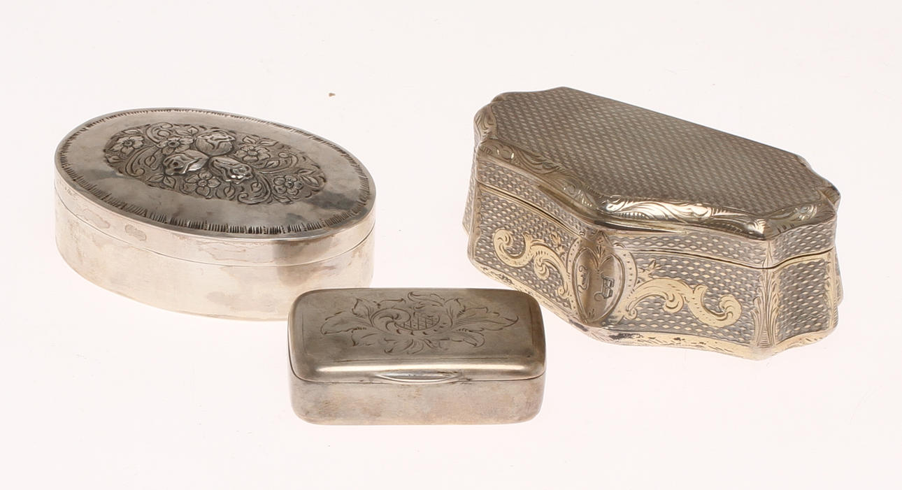 DOSOR, 3 st, silver & sterlingsilver, vikt ca 138 g.