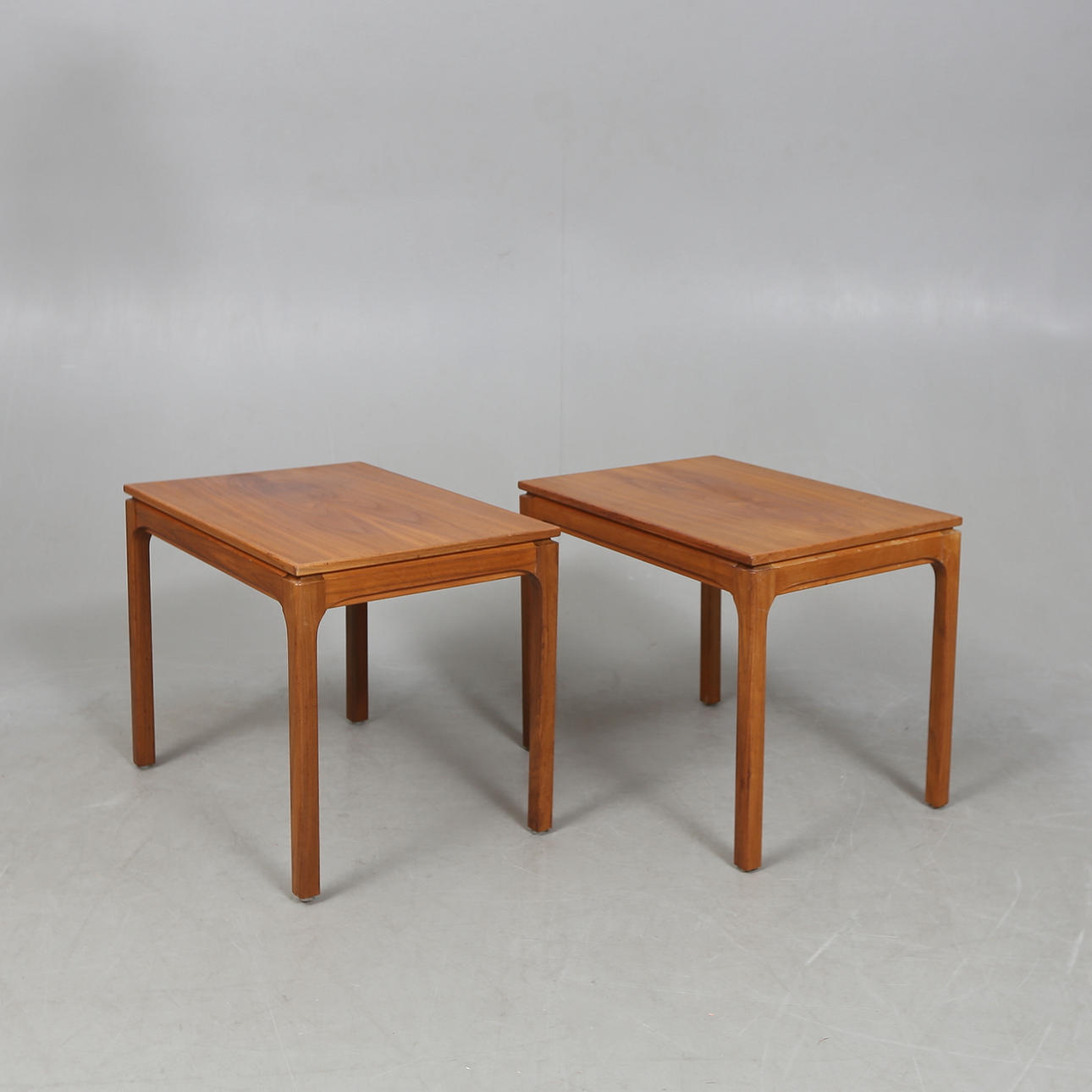 LAMPEBORDE, et par, 20. århundrede.