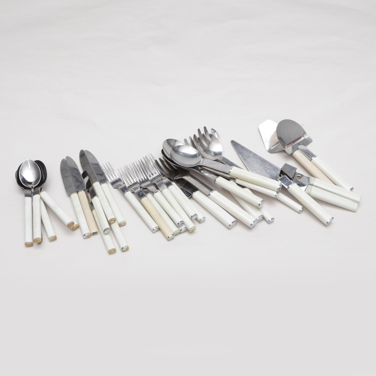 BESTECK, 34-teilig, Edelstahl/Kunststoff, Boda Nova.