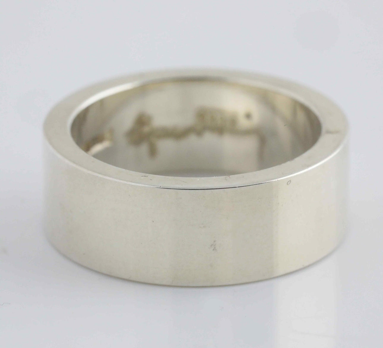 EFVA ATTLING. Ring, Slät modell, Sterlingsilver, signerad.