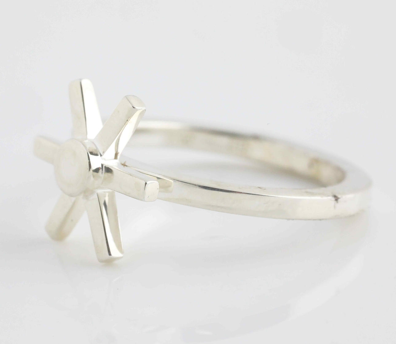 EFVA ATTLING. Ring, Starflower, Sterlingsilver, signerad.