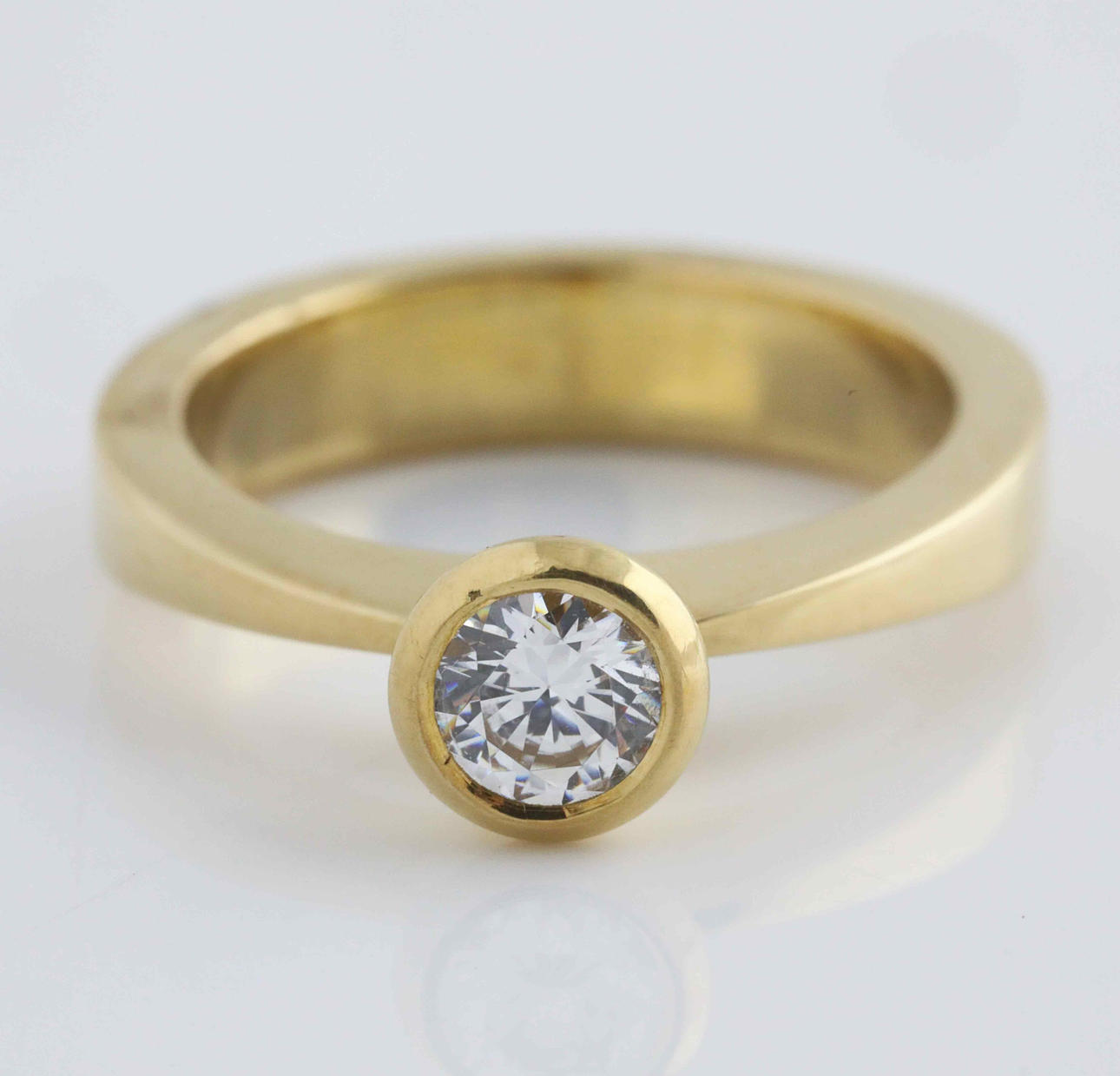 RING, Guld 18K, Cubic zirconia 0,50.