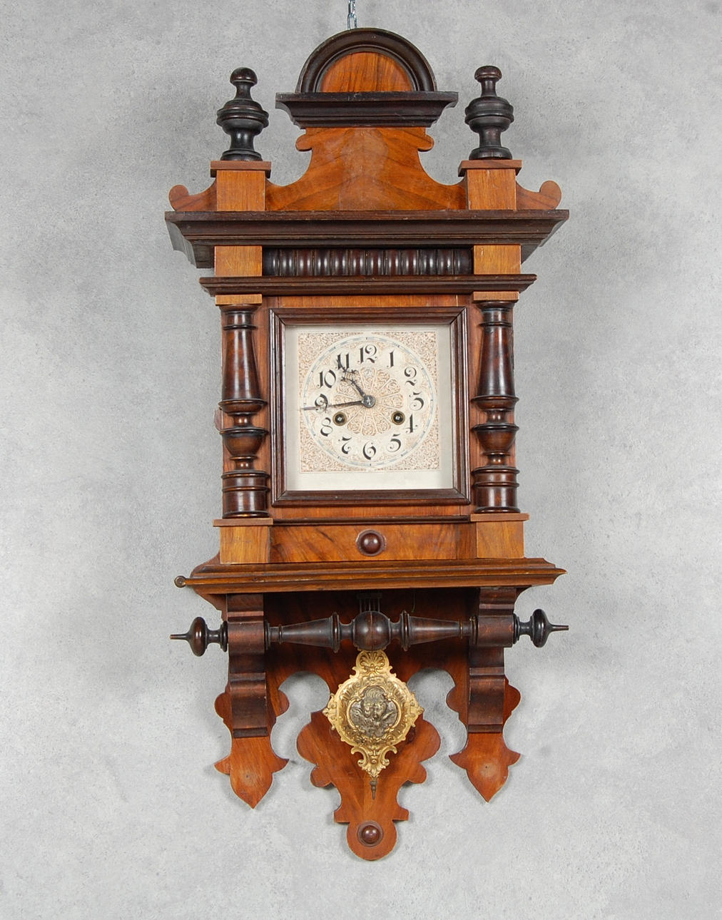 HERRGÅRDSUR, Junghans, 18-1900-tal.