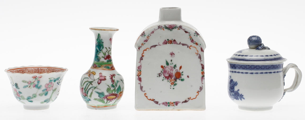 OSTINDISKT PORSLIN, 4 delar, Kina, 1700/1800-1900-tal.