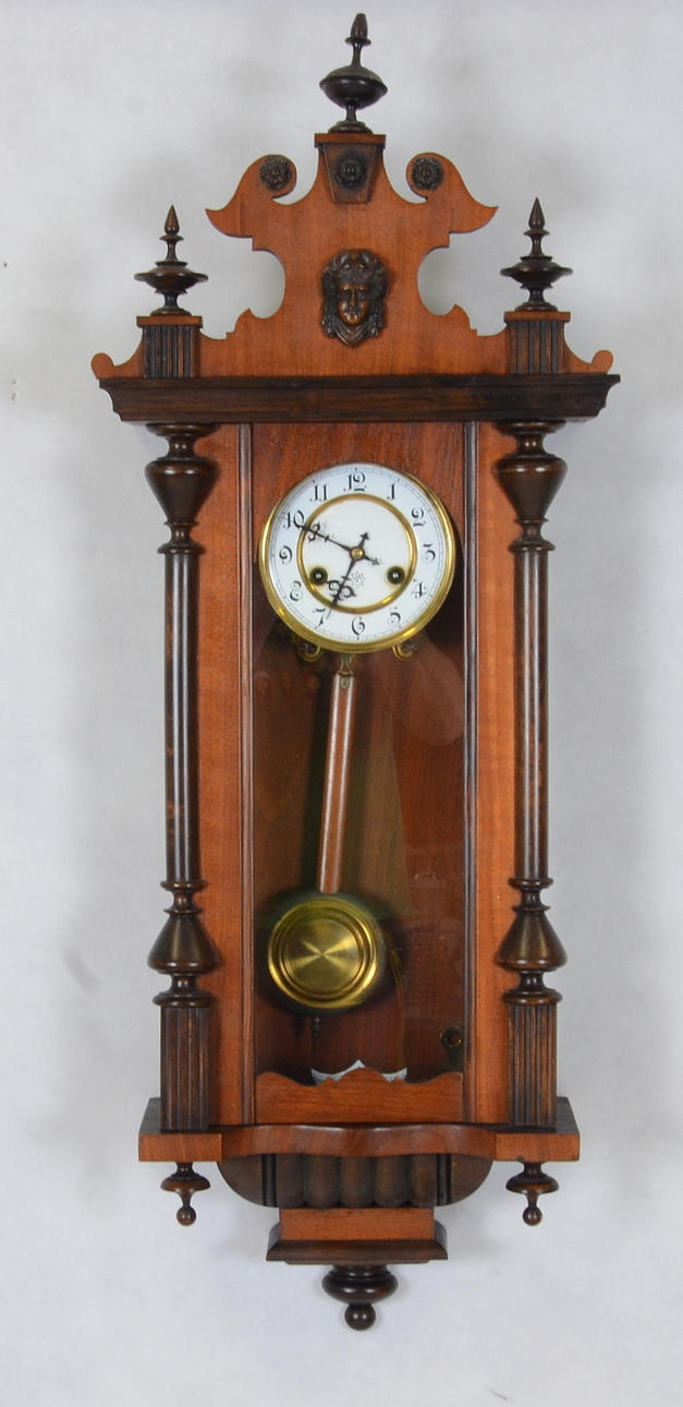 VÄGGUR, Junghans 1900-tal.