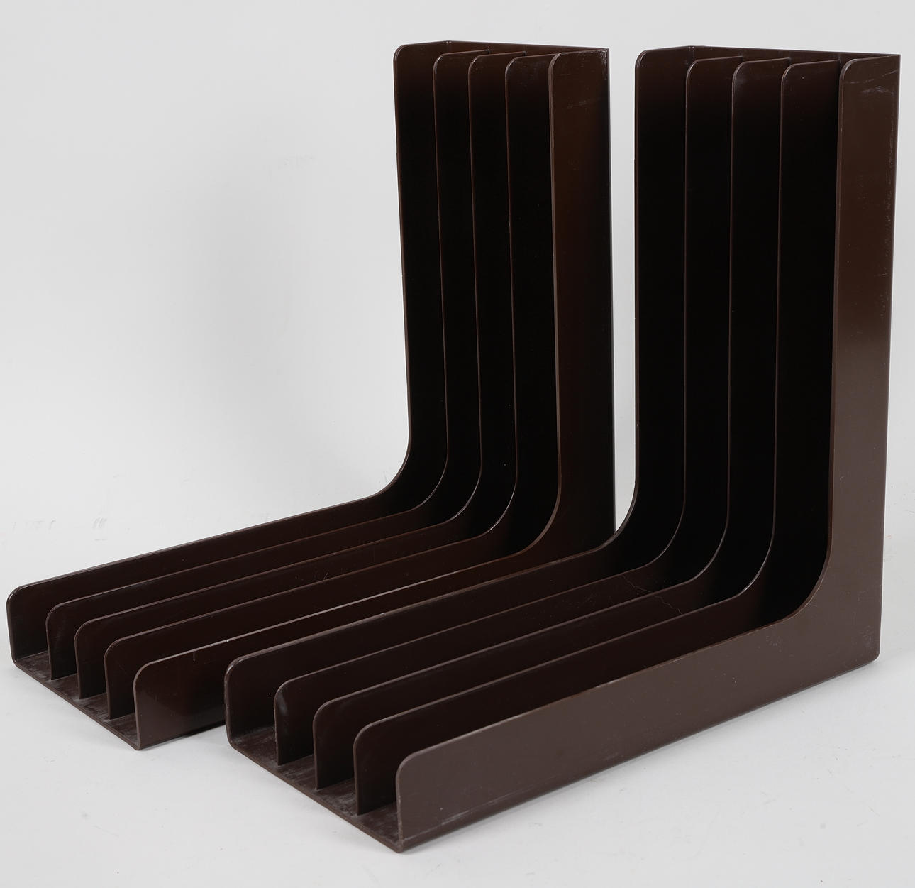 LP/DISC STAND, 2 pcs. plastic, Gustavsberg, Sweden.