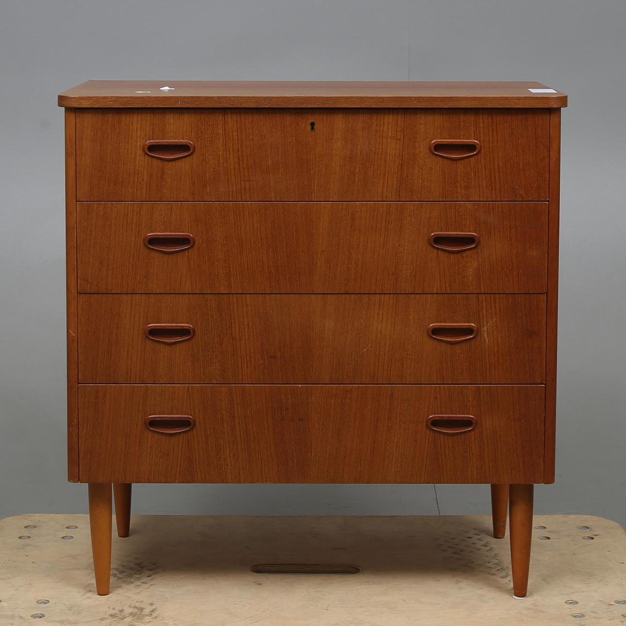 BYRÅ, teak, 1960-tal.