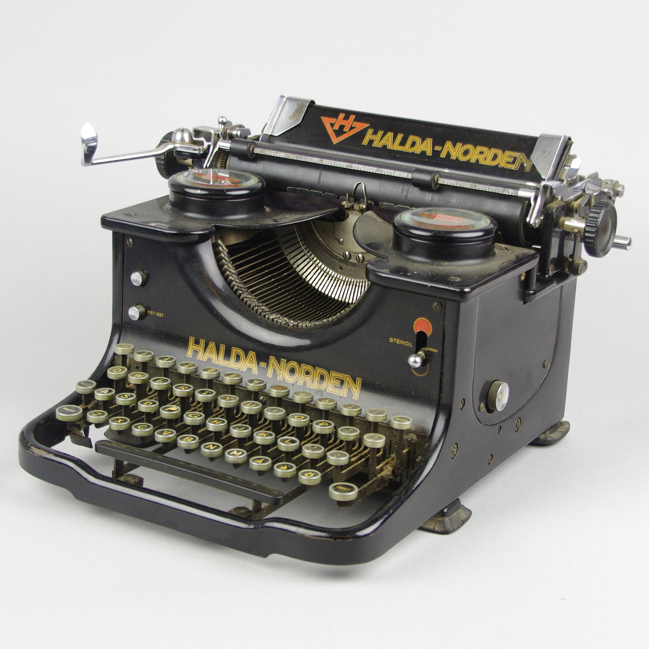 SKRIVMASKIN, Halda-Norden.