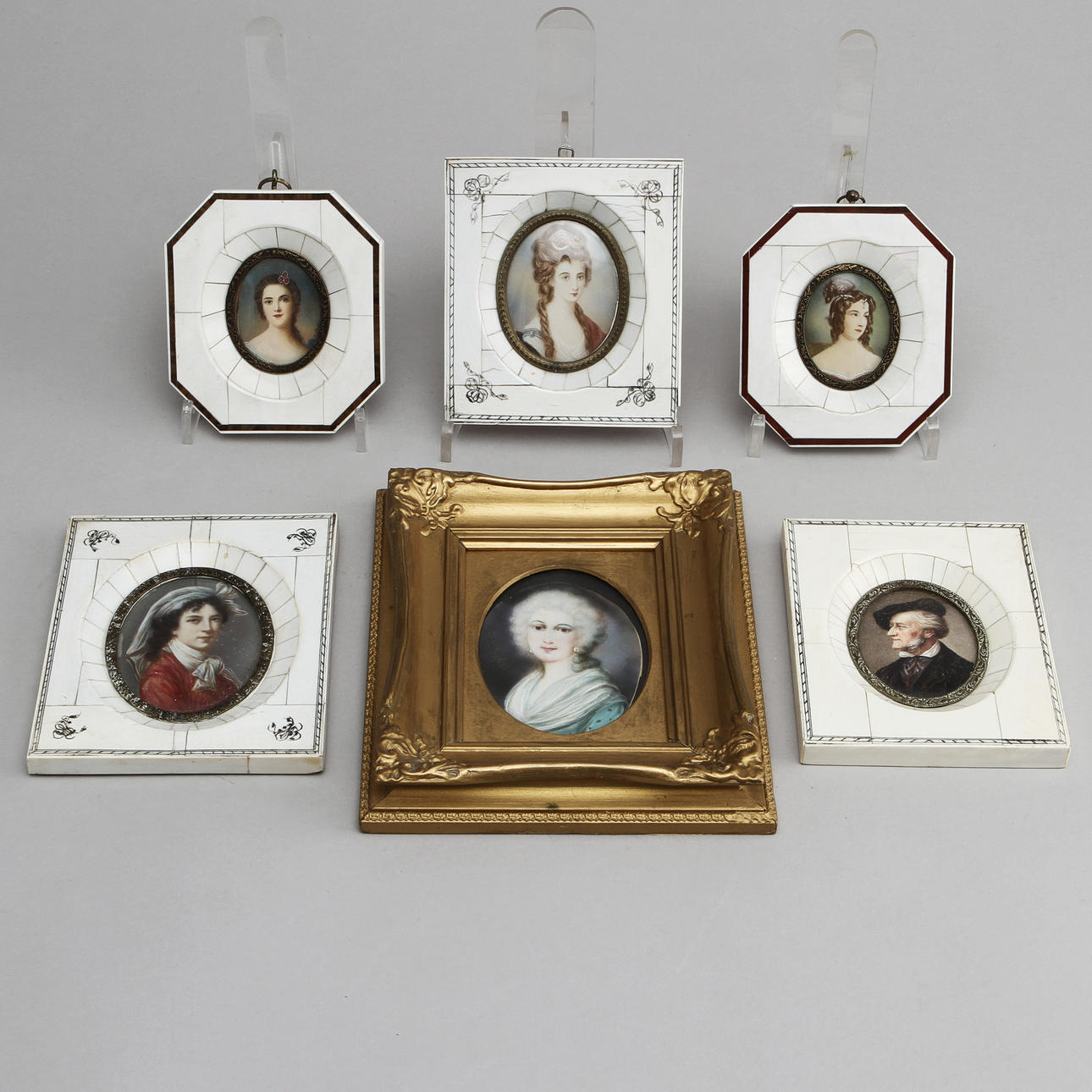 MINIATYRTAVLOR, 6 st.