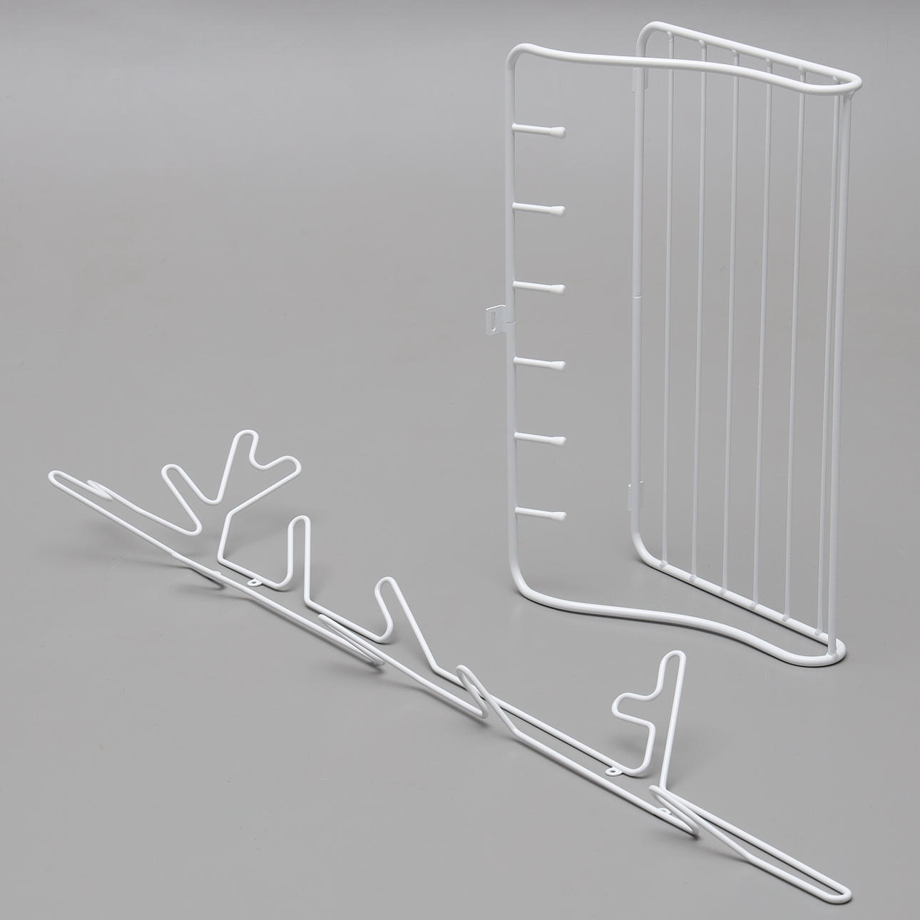 KLÄDHÄNGARE, 2 delar, Maze, samtida.