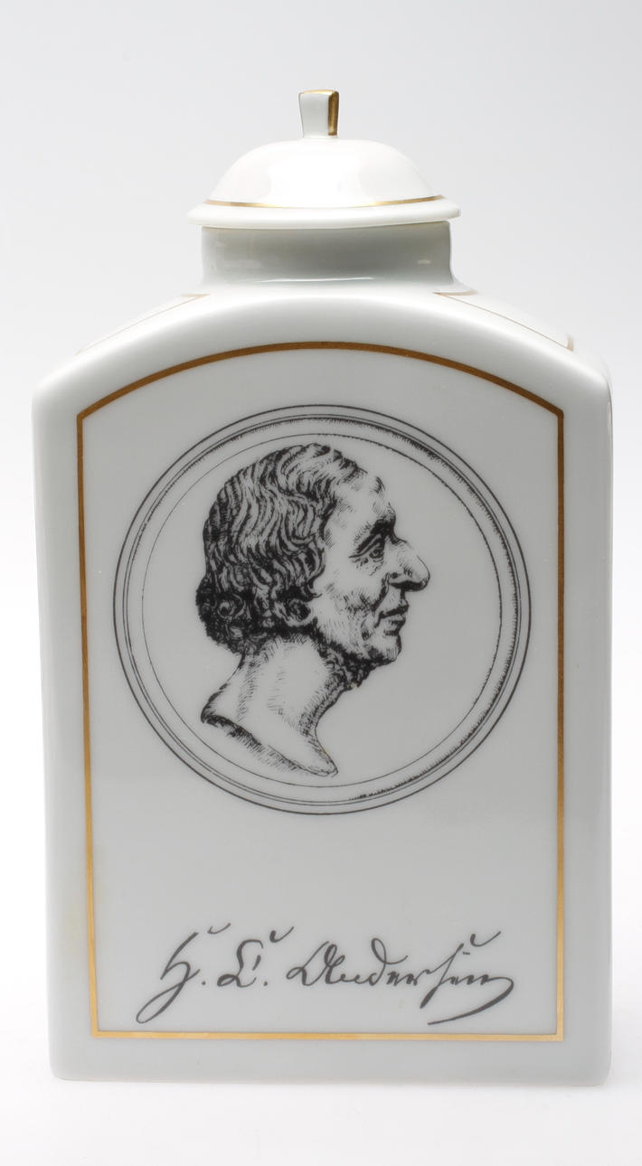 KERAMIK, bland annat Gustavsberg, Rörstrand.