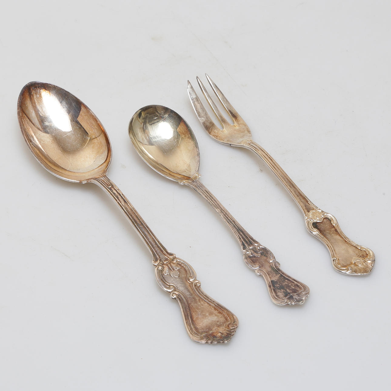 25 BESTICK, ÄKTA SILVER, MODELL OLGA.