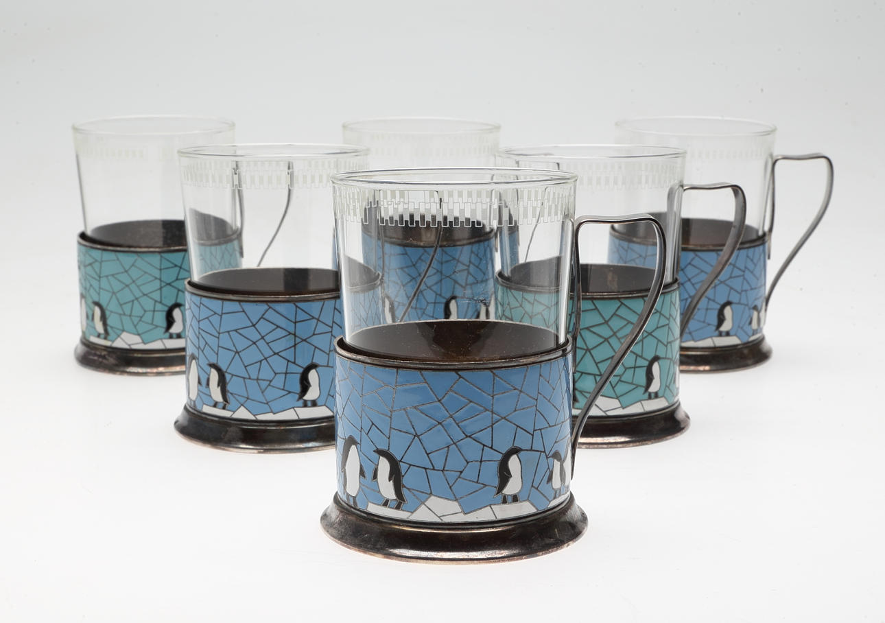 TEMUGGAR, 6 st, glas och vitmetall, Ryssland.