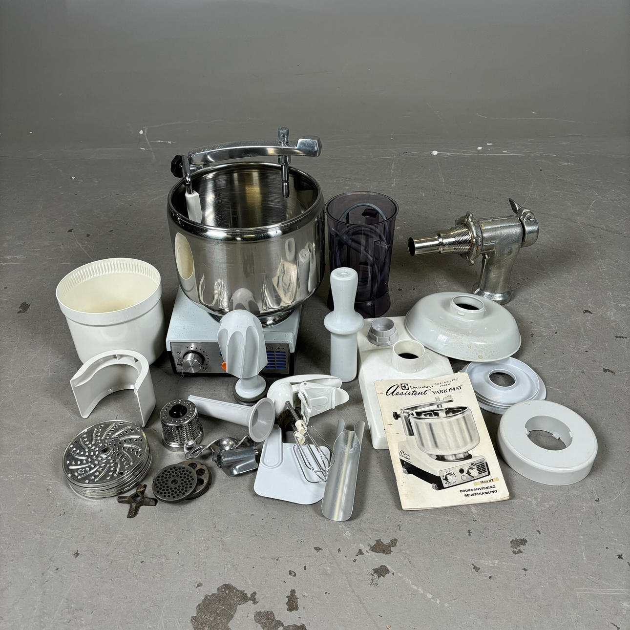 HUSHÅLLSMASKIN, "Assistent", Alvar Lenning, Electrolux.