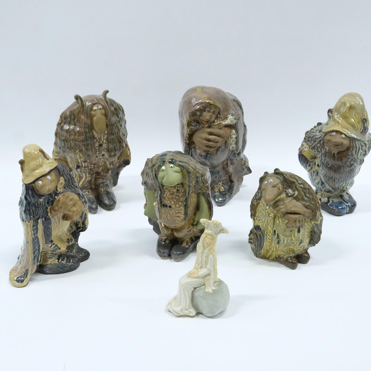 ROSA LJUNG. SJU TROLL EFTER JOHN BAUER.