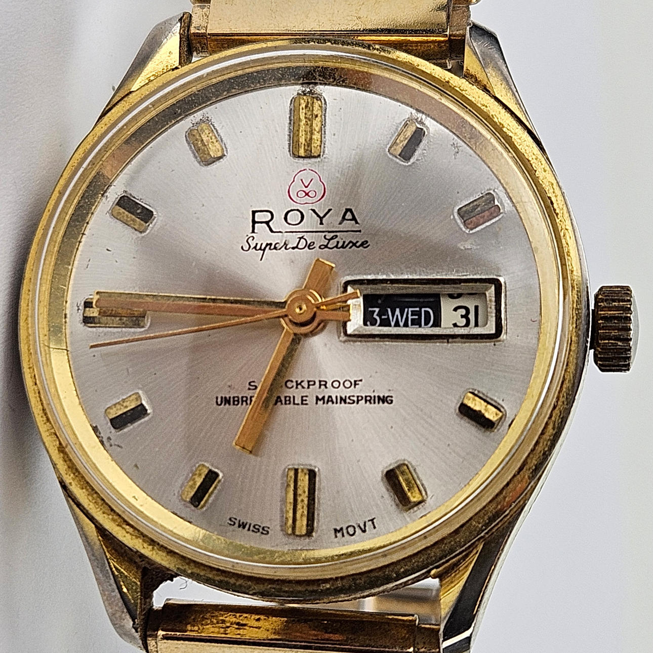 MEN'S WRIST WATCH, Roya Super deluxe.