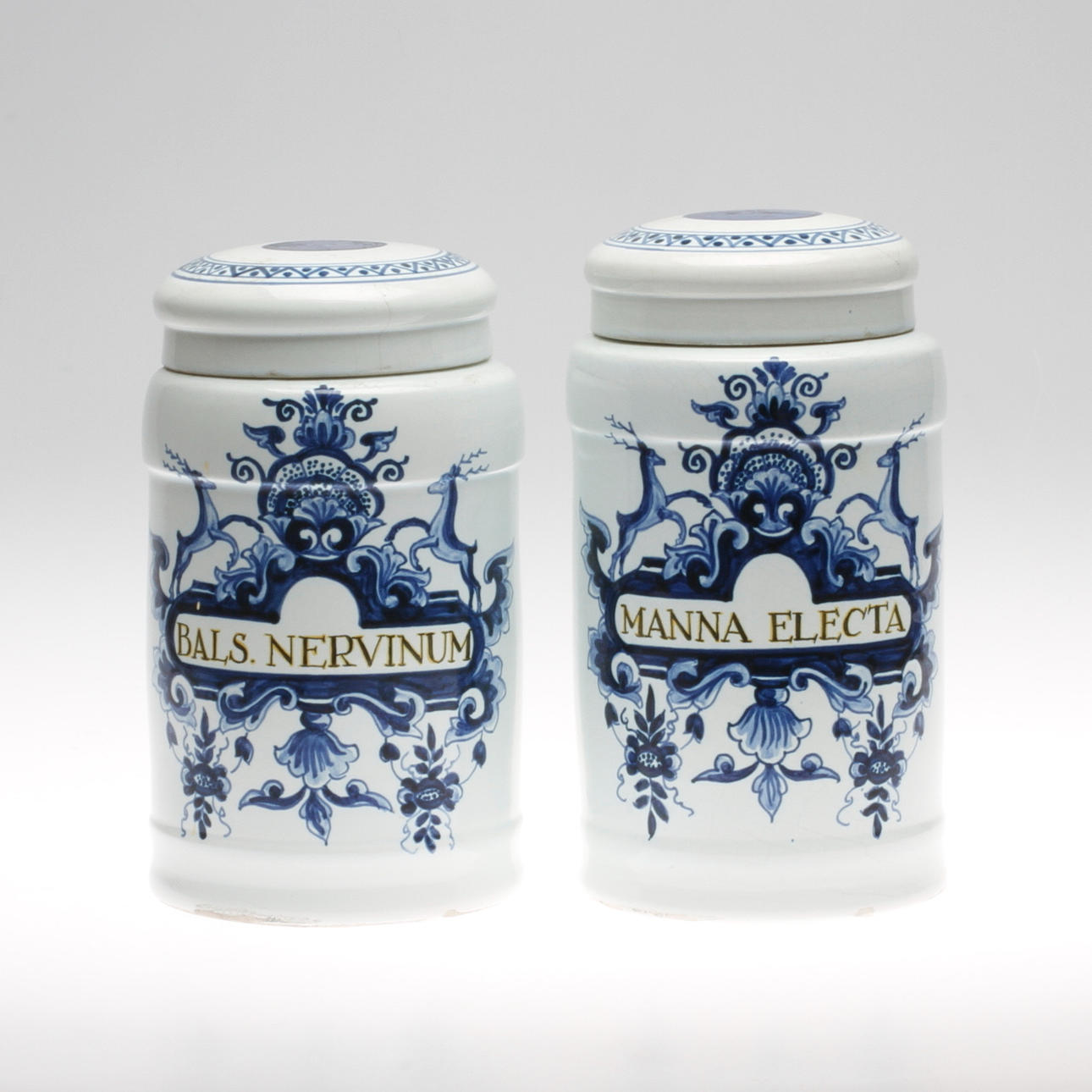 APOTEKSKRUS, 2 st, keramik, 1900-tal.