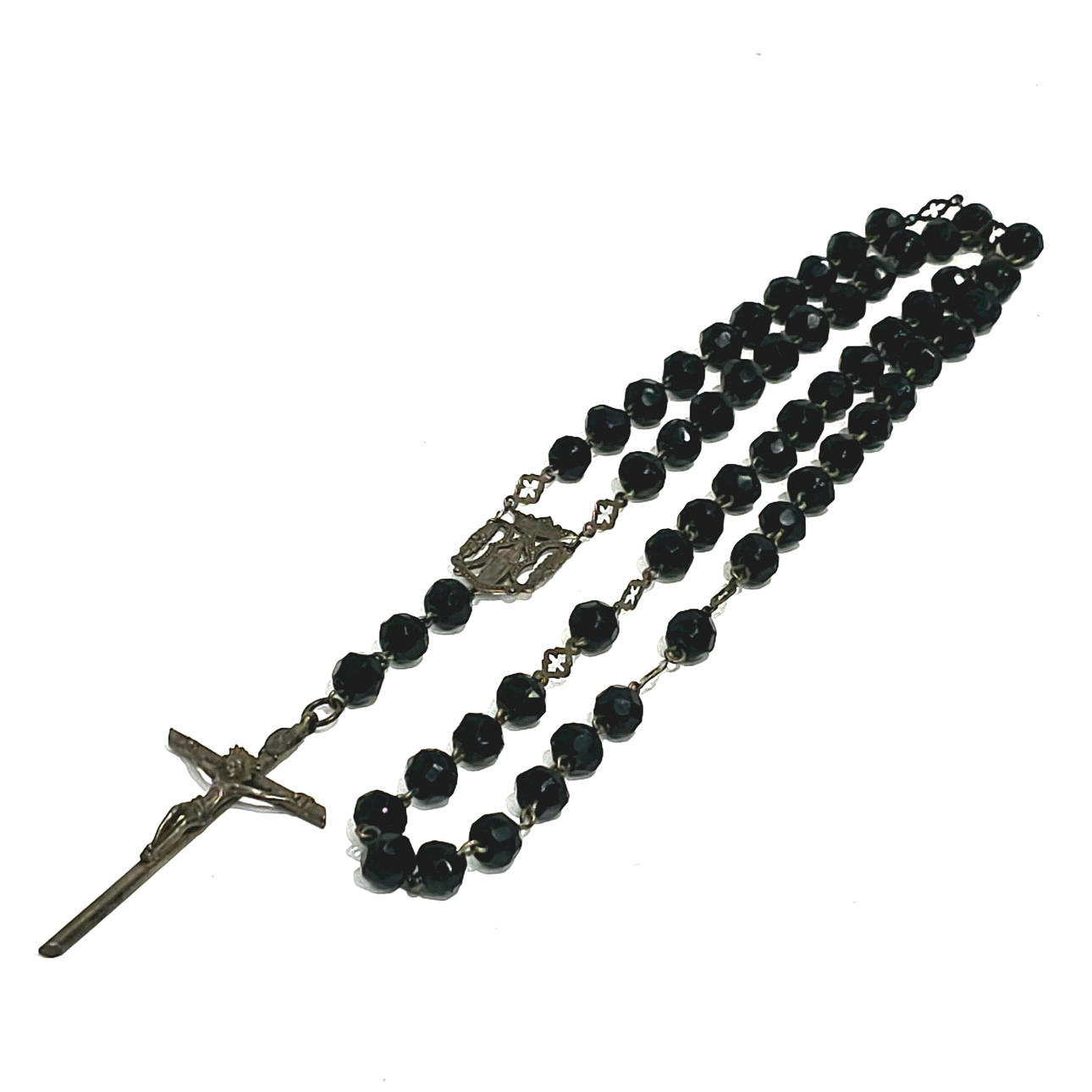 SILVER ROSARY WITH FACETED JET BEADS.
