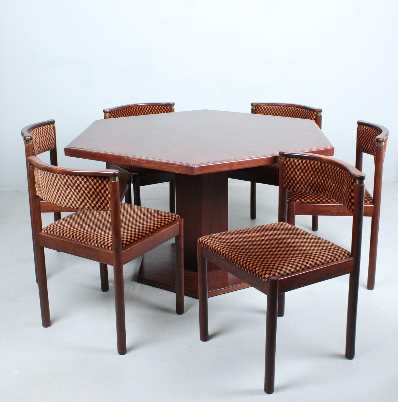 1970s dining table group.