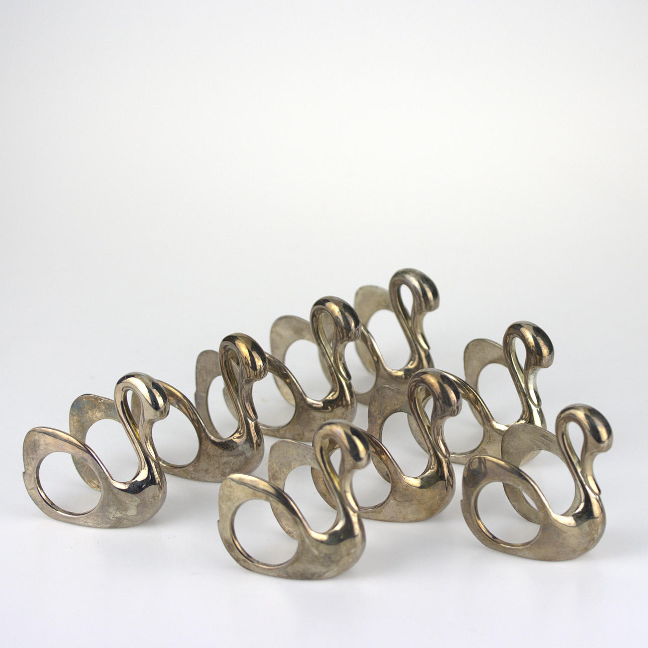 SERVIETTENRINGE, 8 Stück, Schwäne, Metall, modern.