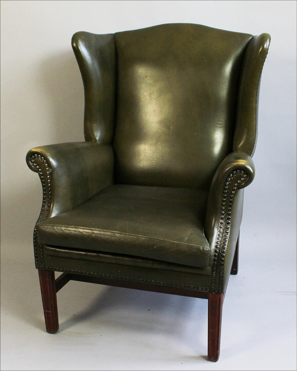 Öronlappsfåtölj i skinn. 1960-tal.