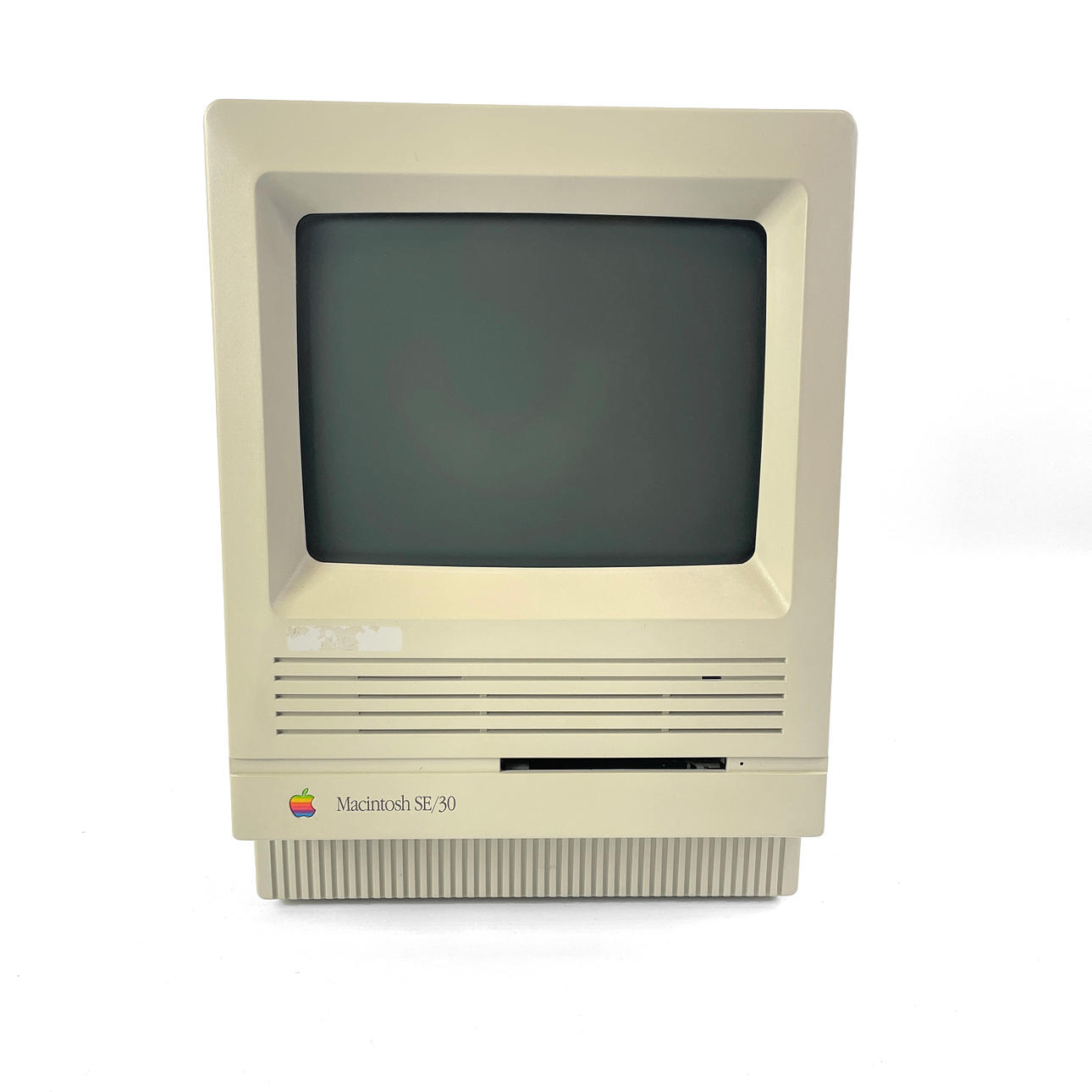COMPUTER, Macintosh SE/30, in case, Apple Computer Inc. 1988.