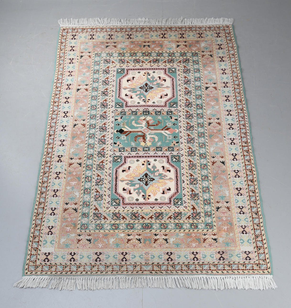 MATTA, 130 x 195 cm.