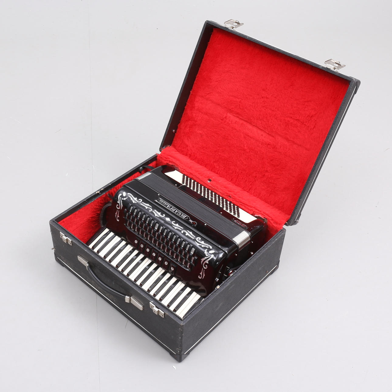 PIANODRAGSPEL, Bugari, Armando Juniorfisa, Castelfidardo.