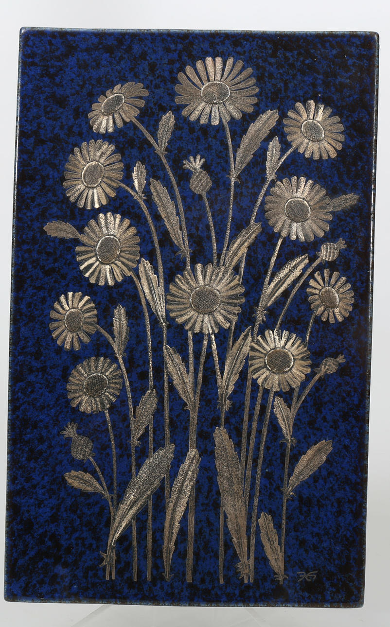 VÄGGTAVLA, stengods, "Skåne- Prästkrage", Gustavsberg.