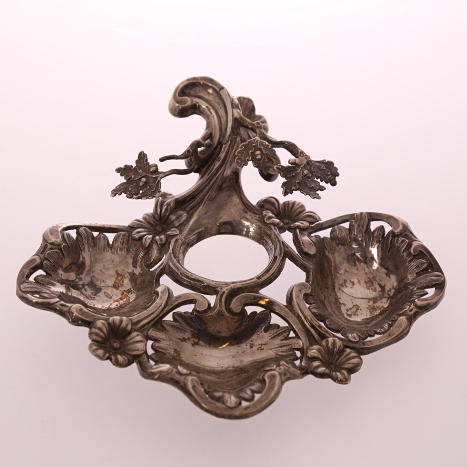 SKRIVBORDSSTÄLL, silver, vikt= 166 gram, N5= 1867.