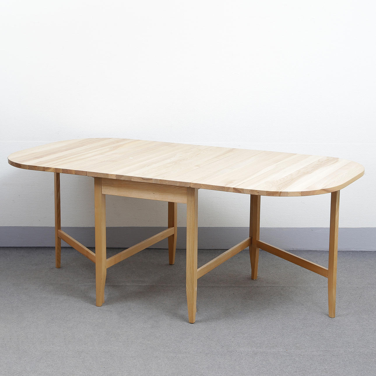 EVERT GENTZELL, SLAGBORD, MASSIV ASK.