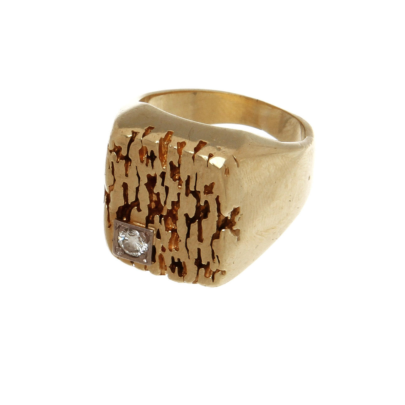 KLACKRING, 14 k guld samt briljantslipad diamant. Total vikt 33 gram.