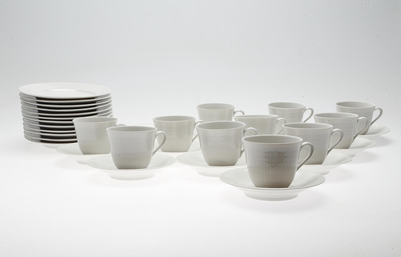 KAFFESERVIS, 35 delar, porslin, Magnolia, Rörstrand, 1900-tal.