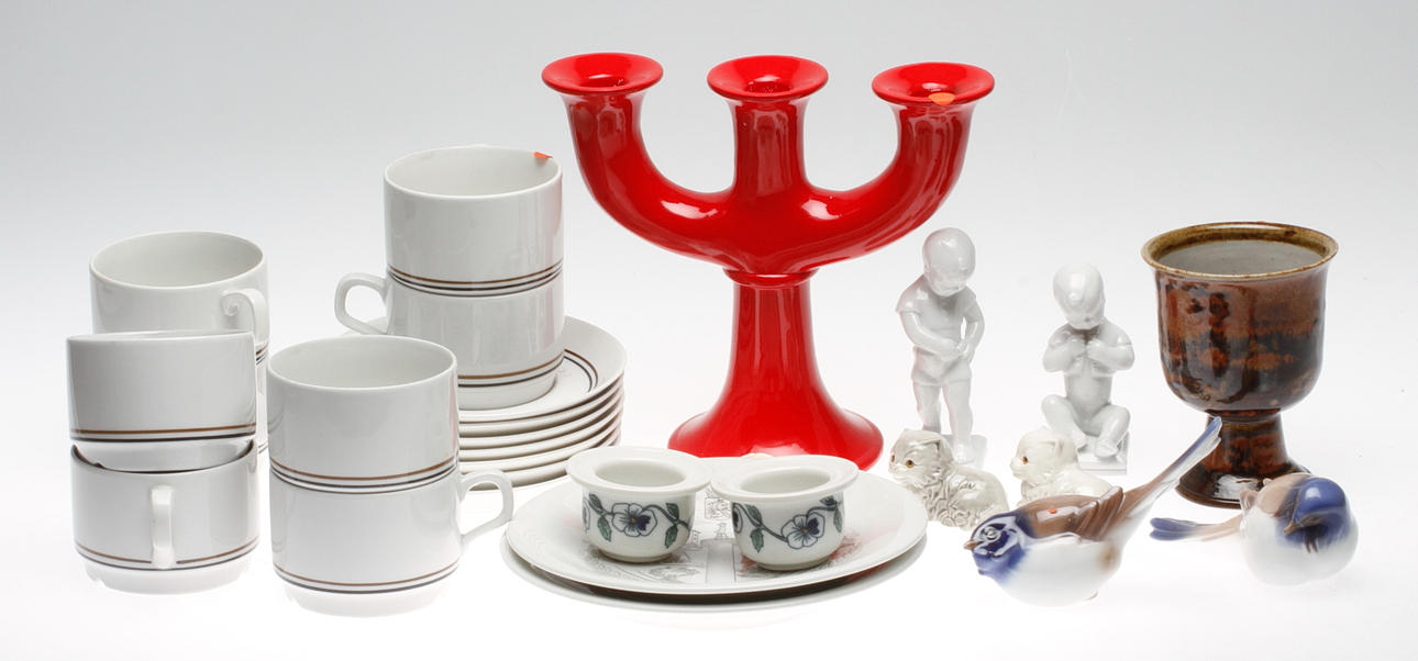 KERAMIK, 19 delar, bland annat Rörstrand, Bing & Gröndahl, Goebel, Lisa Larson.