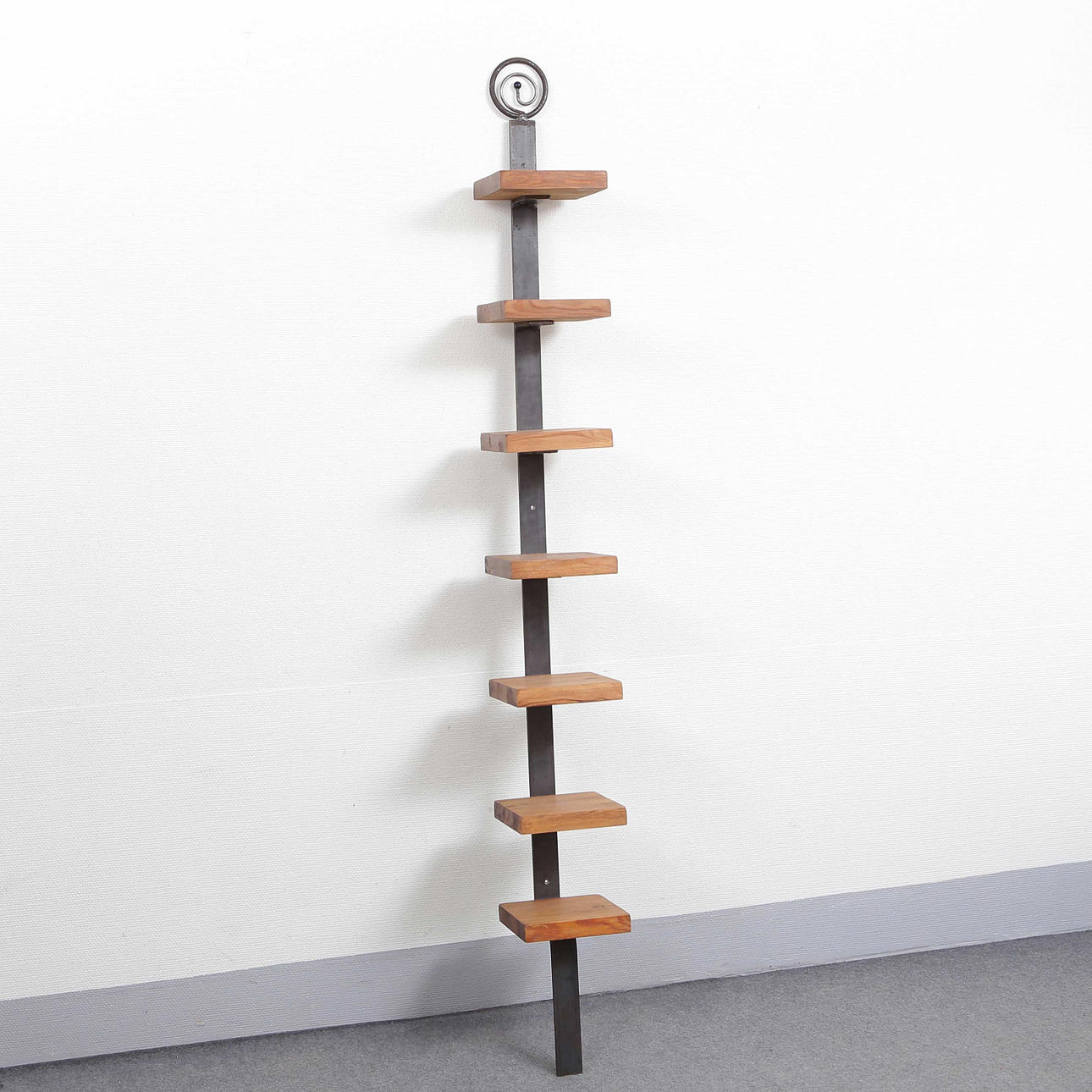 VÄGGHYLLA, SMIDE, TRÄ.