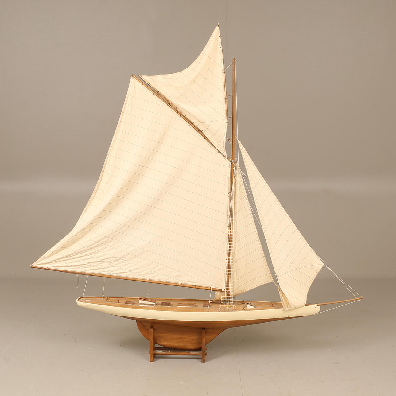 VENEMALLI, puu, purjevene.