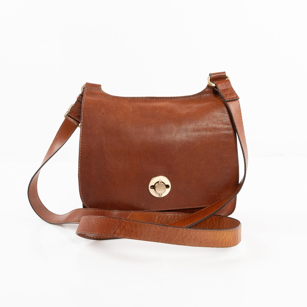 SADDLER, Väska, Messenger i brunt läder.