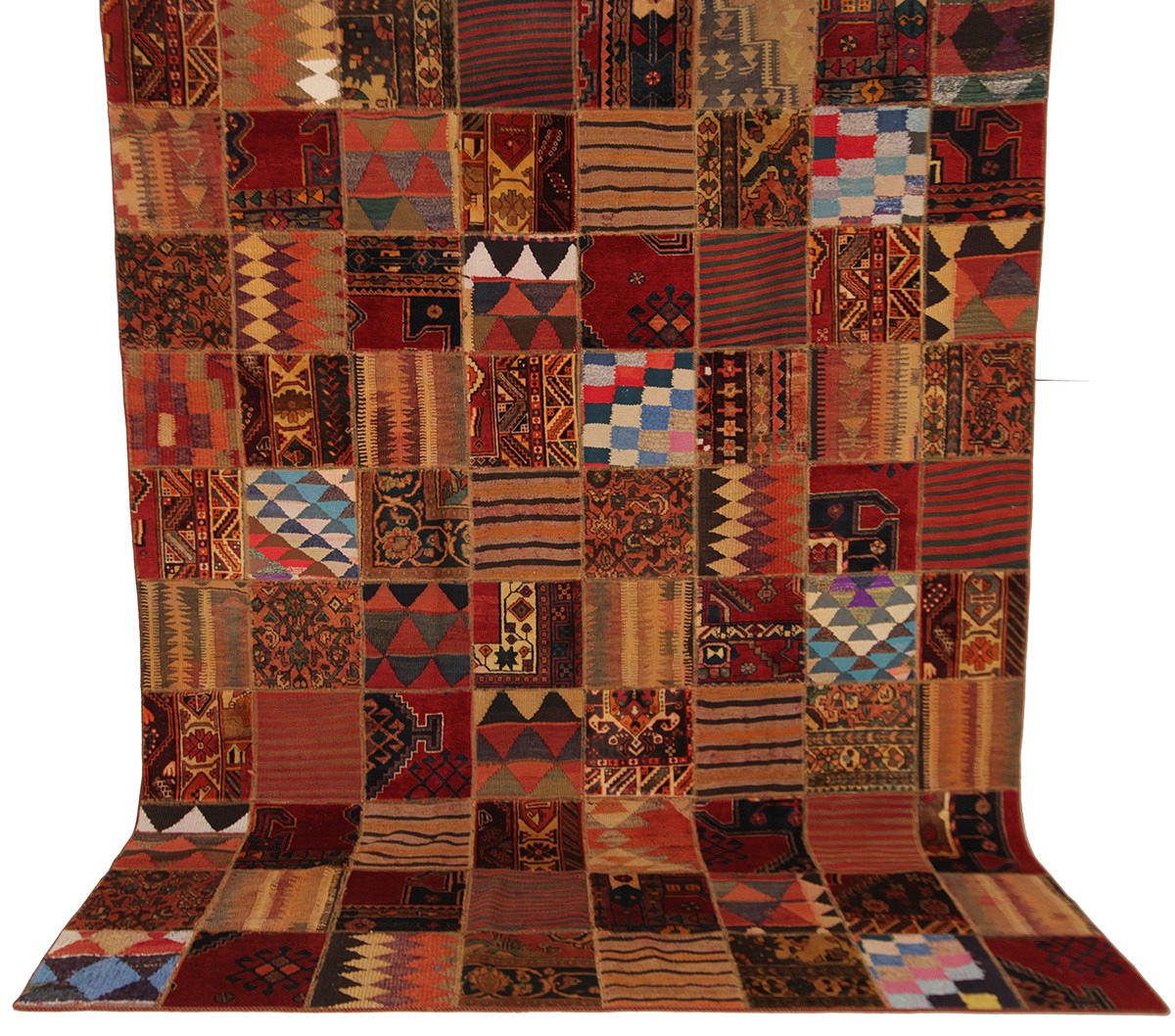 MATTA, PATCHWORK, Persien, 300 x 240 cm.