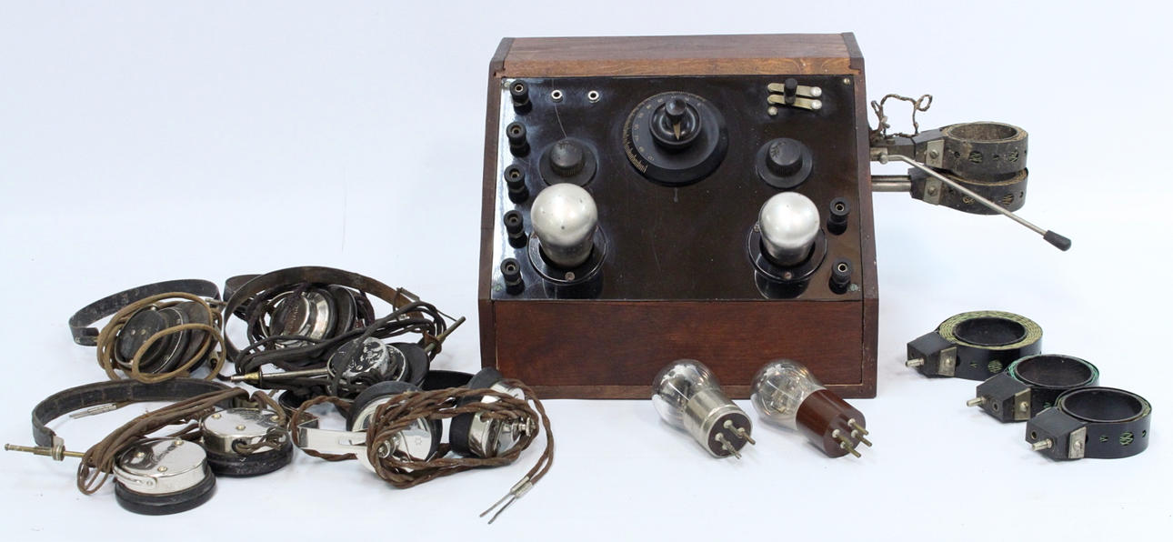 RÖRMOTTAGARE, med radiolurar.