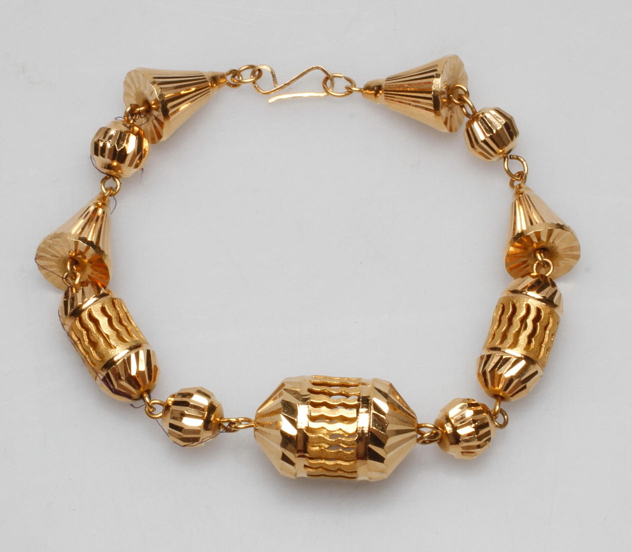 ARMBAND, 21k guld, vikt ca 20 gr.