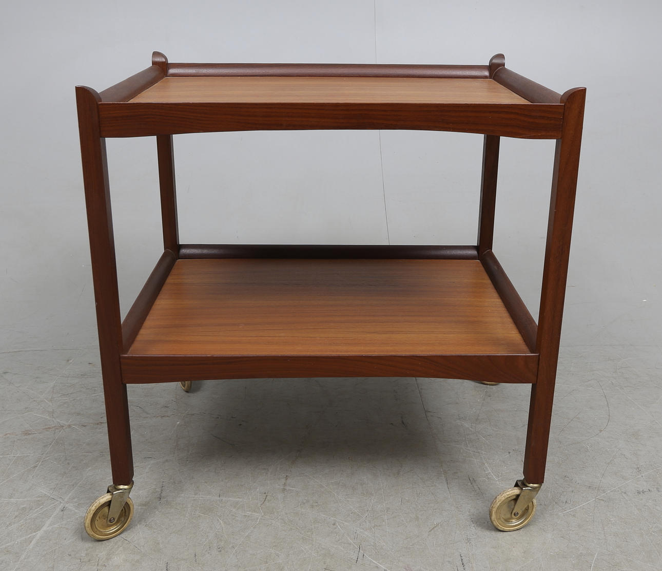 SERVERINGSVAGN, teak, 1900-talets andra hälft.