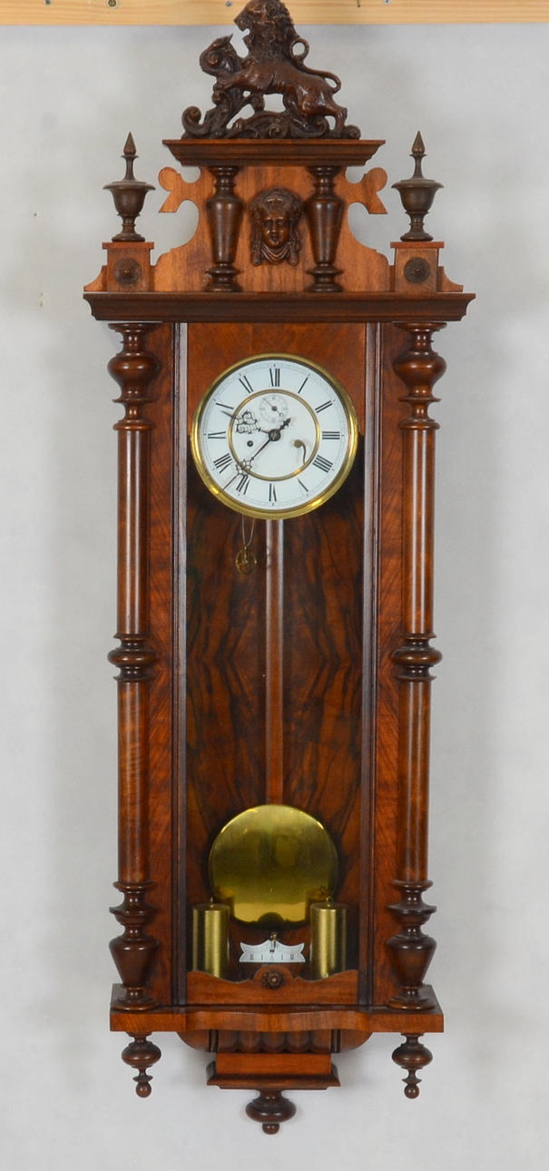 VÄGGUR 'lodregulator', nyrenässans, sekelskiftet 1900.