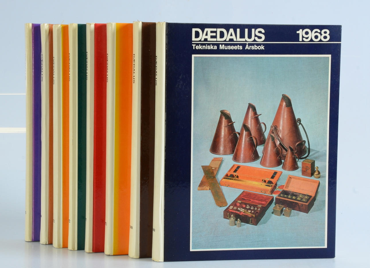 BÖCKER, 8-stycken, Daedalus, Tekniska museets årsbok.