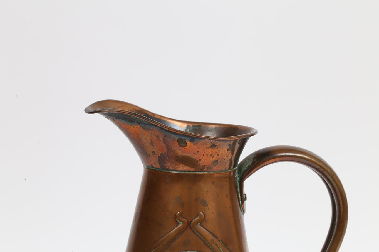 JOSEPH SANKEY & SONS LTD. A COPPER ART NOUVEAU DESIGN HOT WATER